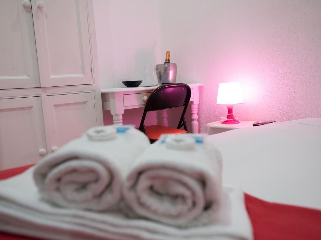 Peters Guesthouse Авейру Екстер'єр фото